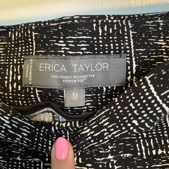 Pull on Erica Taylor patterned pants - Picture 2 of 3